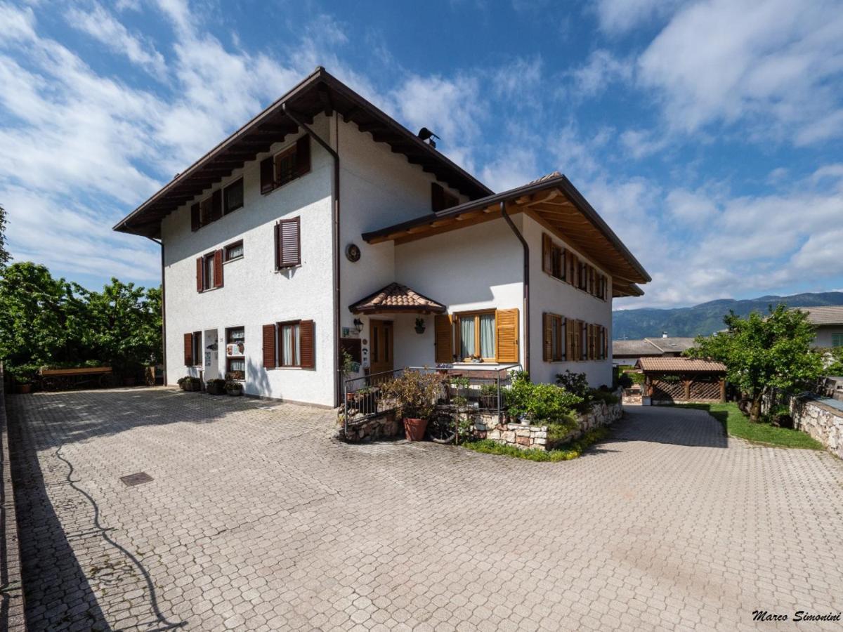 Agritur Widmann Farm stay Coredo
